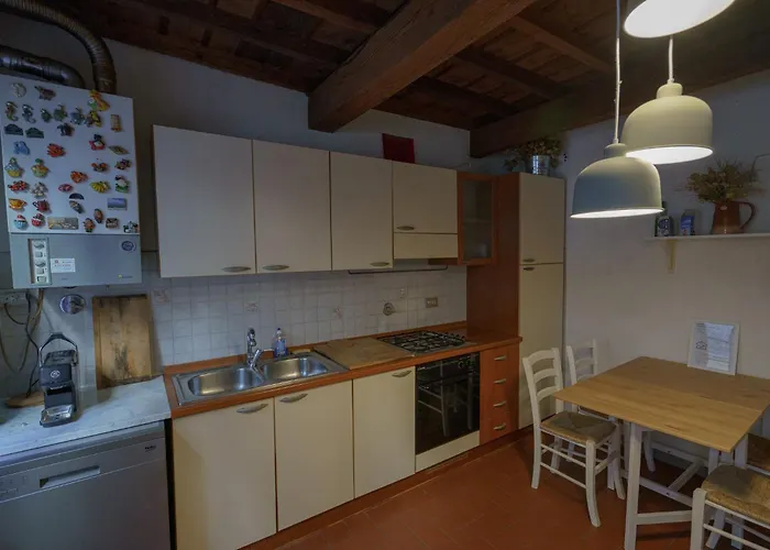 Traditional Florentine 1Br Close To Piazza Santa Croce